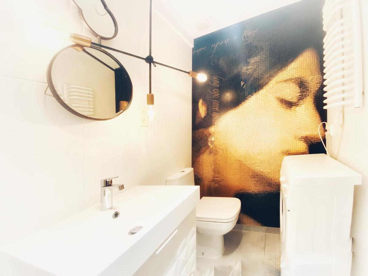 Faust Apartments In The Heart Of Kazimierz By Mint Apartment Cracovia Esterno foto