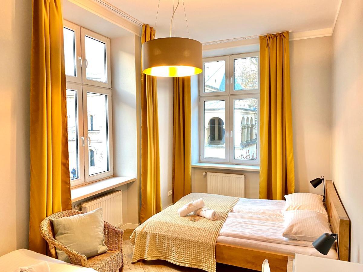 Faust Apartments In The Heart Of Kazimierz By Mint Apartment Cracovia Esterno foto